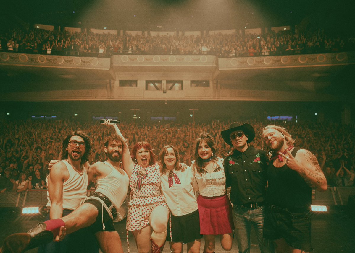 cmatbaby's tweet image. brixton on a monday felt like dunboyne on a friday. #milfsforcmat. 

cardiff tonight!

7pm doors 
8pm fancy hagood
9pm CMAT and The Rhywiol Iawn CMAT Band