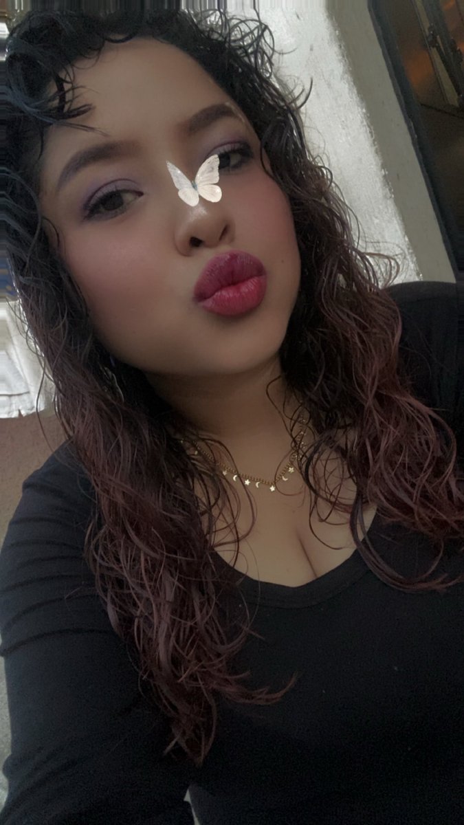 Hola amigos estoy aquí de nuevo síganme  !