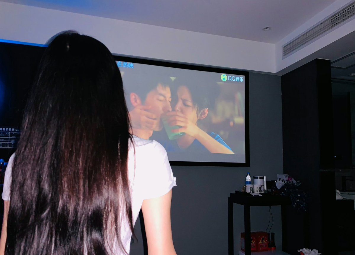 同房不换白不换 tweet media