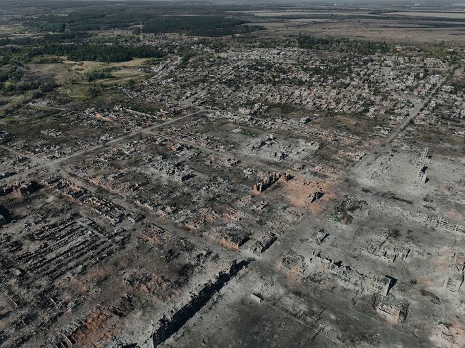 Putin is a criminal, but he is also a very sick man. He said today, - Russia is not really waging war in Ukraine. It  operates surgically. On photo - the city of Volchanck, "liberated" today. Home to some 20,000 people before the war, it is destroyed completely, forever. Sick.