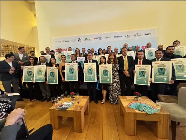 Blutitude tweet media