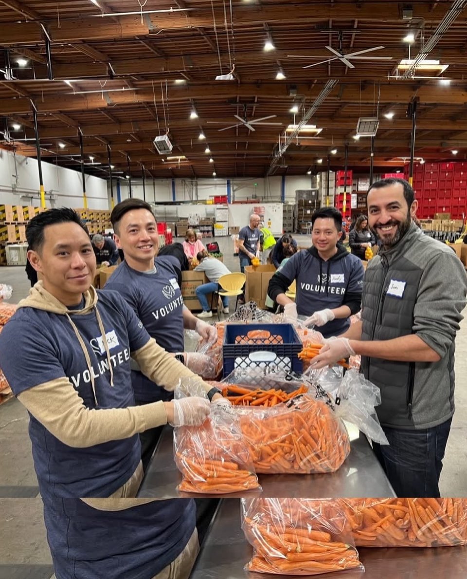 BlueShieldCA's tweet image. It’s Giving Tuesday—a day where the power of generosity takes center stage to uplift and transform communities! So far in 2025, Blue Shield employees have volunteered more than 48,600 hours and contributed over $1.3 million in donations with the company match. In honor of…