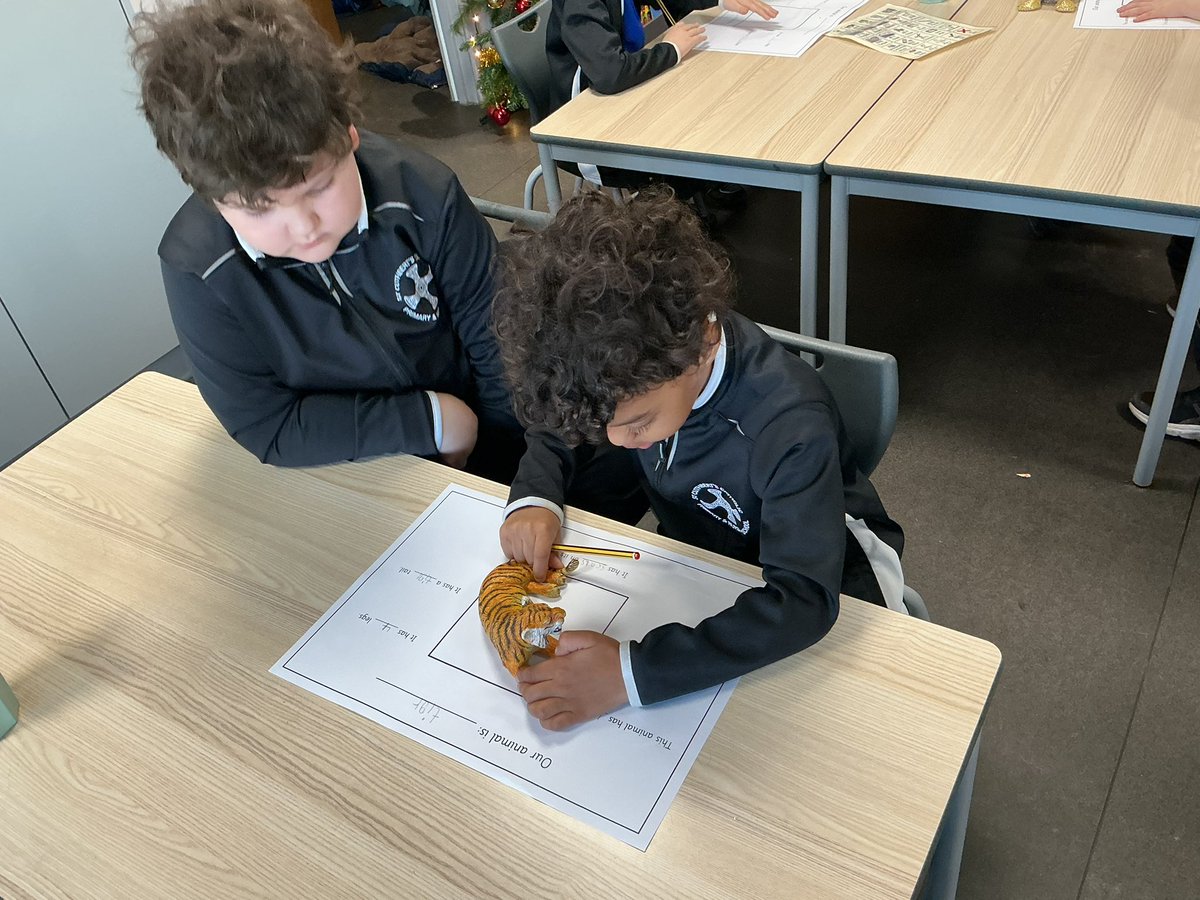 StCuthbertsPri's tweet photo. Year 1 explored the features of animals in science today. We revisited the categories of animals and began to notice their characteristics and where they would live. We looked closely at our chosen animal and the features that we could see! π¦π¦π
#StCuthbertsScience https://t.co/yljpQNxcqL