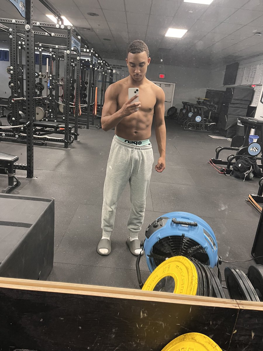 Braylon Lies tweet media