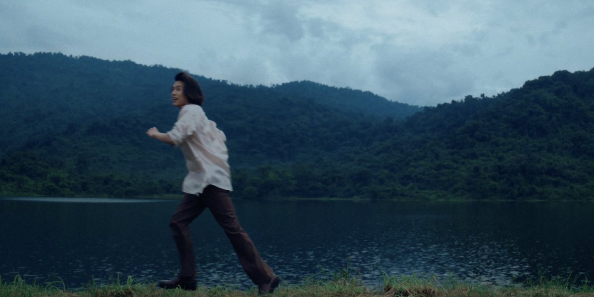 ‘ ไม่มีใครรู้เรื่องของวันพรุ่งนี้ 
มันอาจจะดีอีกสักครั้งนึง 
หรือไปไม่ถึงสิ่งที่เคยตั้งใจ
แต่ว่ามันก็จะผ่านและพ้นไป
แค่เข้าใจและยอมรับมัน ’

— C’est la vie :⭐️) 

ปล.ดีใจที่เด็กฝึกรักในวันนั้นข้างในเติบโตมากแล้วจริงๆ เข้าใจโลก เข้าใจชีวิต เข้าใจในทุกความเป็นไป