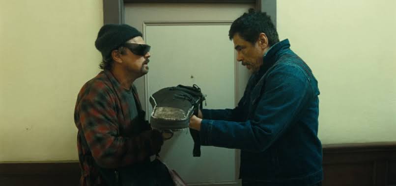 DesignSBalaji's tweet image. #OneBattleAfterAnother (2025)

Liked it.
#Dicaprio as a former revolutionary who forgot the codes itself is fun &amp;amp; tragic at the same time 

Can't see #seanpenn in an antagonistic character bcoz i loved him for his great works like Mystic river, milk and all
#TeyanaTaylor 👌