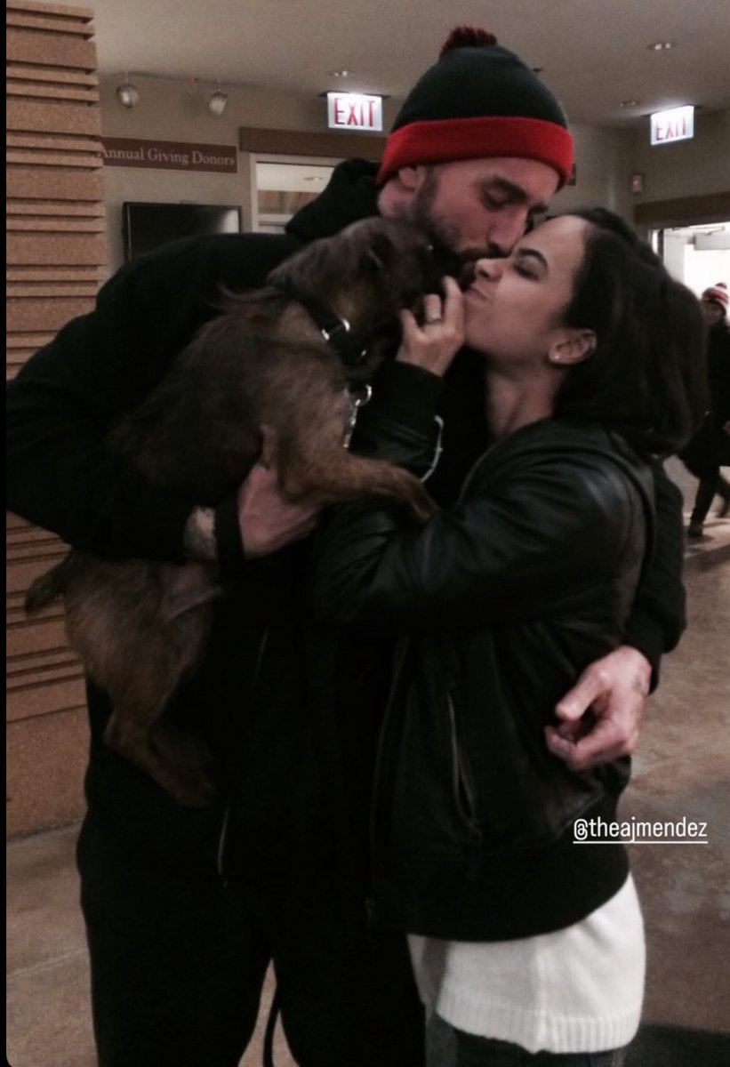 CMPunkStories's tweet image. My thoughts are with Punk and AJ at this time.

Losing a pet is a horrible experience. I hope they can both take solace in the fact that they gave Larry an incredible life from the moment they got him. 

Thank you both for sharing Larry with the world and making us smile. ❤️🐾