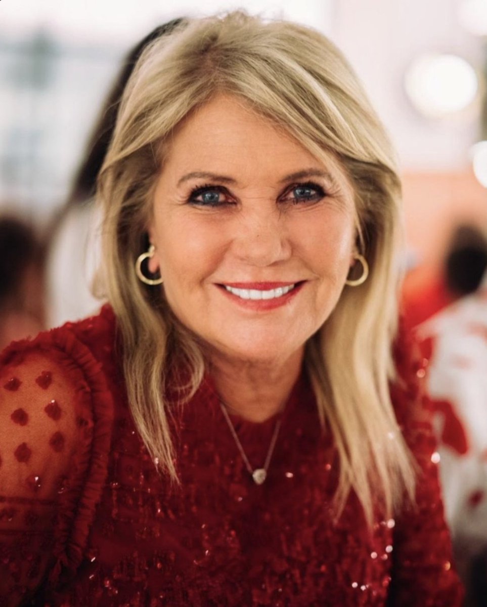 cargix1's tweet image. Our hearts are broken 💔

Today we are leaving Necker Island, and saying goodbye to Joan Branson while at her home, surrounded by the animals she adored.

We will forever cherish her memory and the extraordinary legacy she helped Richard create. So much of what Emili and I have…