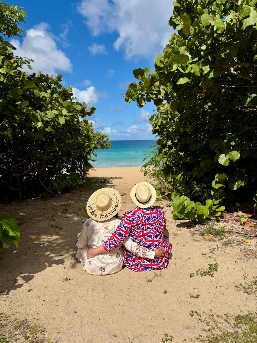 cargix1's tweet image. Our hearts are broken 💔

Today we are leaving Necker Island, and saying goodbye to Joan Branson while at her home, surrounded by the animals she adored.

We will forever cherish her memory and the extraordinary legacy she helped Richard create. So much of what Emili and I have…