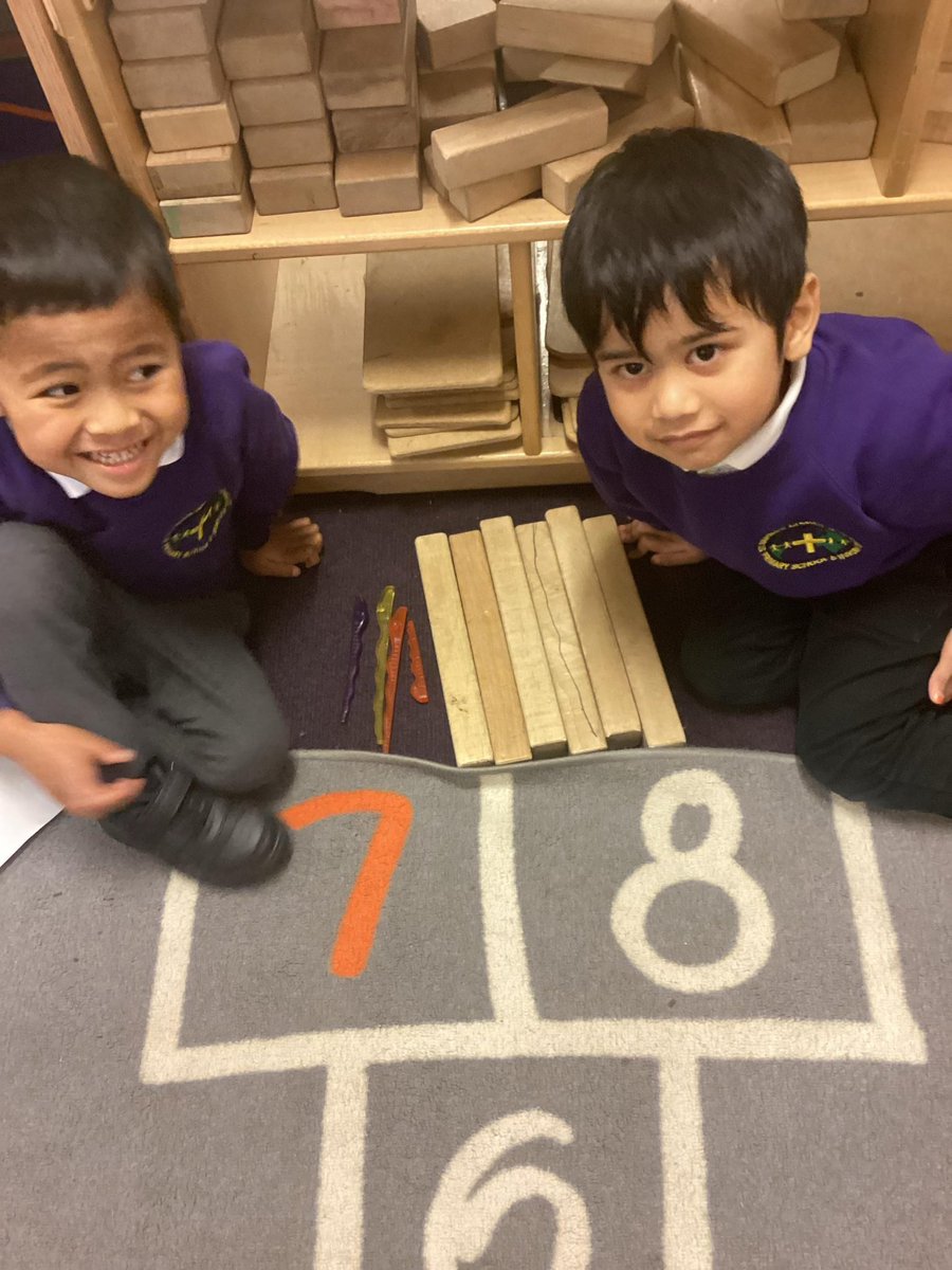 Reception have been going over the concept of more and fewer this week. 🧮 #findingthelight #flourishingcommunities <a href="/stchris_trust/">St Christopher’s Trust</a>