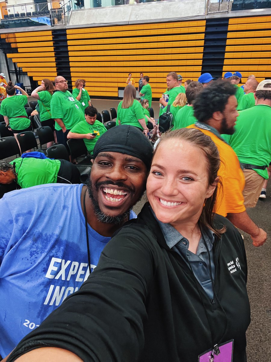 LEXUALinnuendos's tweet photo. It’s #GivingTuesday, which means it’s time that I start hounding you all to support my favorite non-profit of all time, @SpOlympicsMD! Donate here to my @PlungeMD page here >> https://t.co/7Jy6gWjHWj https://t.co/A5LrHHTGyO