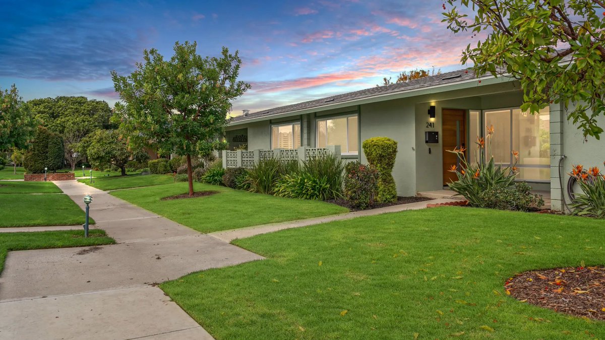 Port Hueneme, CA USA - $630,000 USD LUXRE.com/4773657