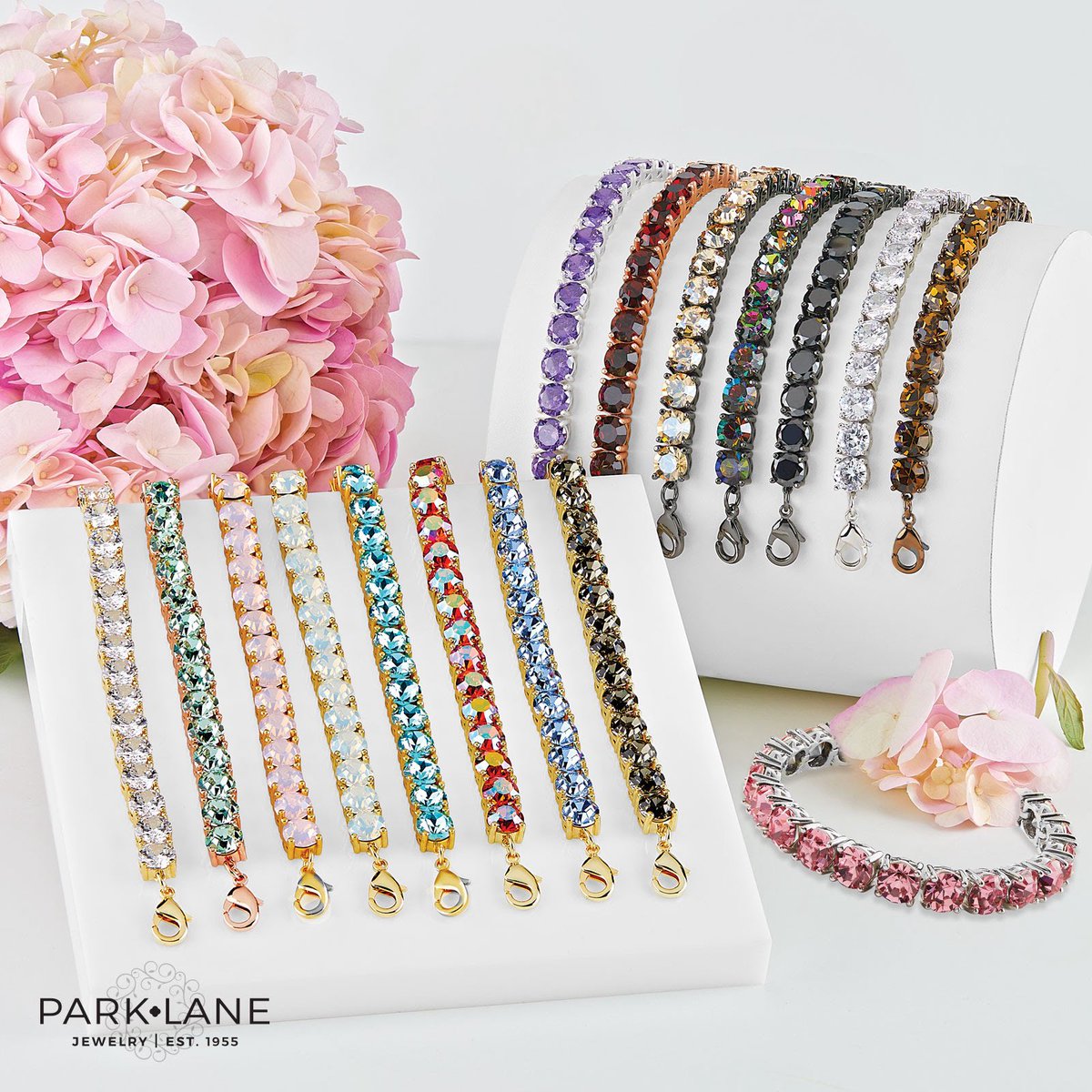 Need a side gig?  I have a great one for you!

parklanejewelry.com/a/495647-9