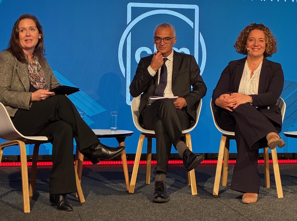 CFM_engines's tweet image. ✈️ Powering the future of aviation in Europe!

At @POLITICOEurope Sustainable Future Summit, we highlighted how the #CFMRISE program is shaping the next era of propulsion.

🚀 From Open Fan to hybrid-electric, RISE targets 20%+ fuel efficiency gains, with 350+ tests completed and…