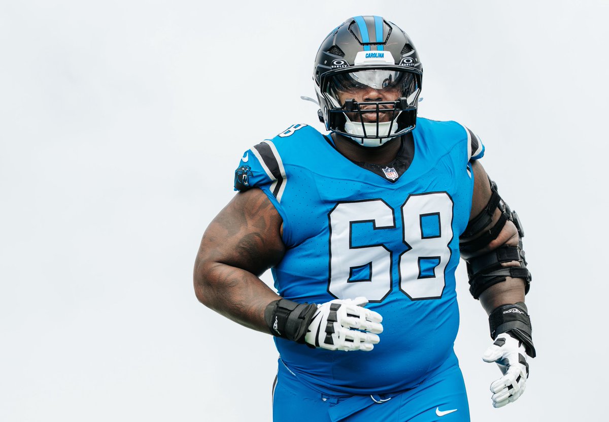 Damienlewis72's tweet image. #ProBowlVote +Damien Lewis