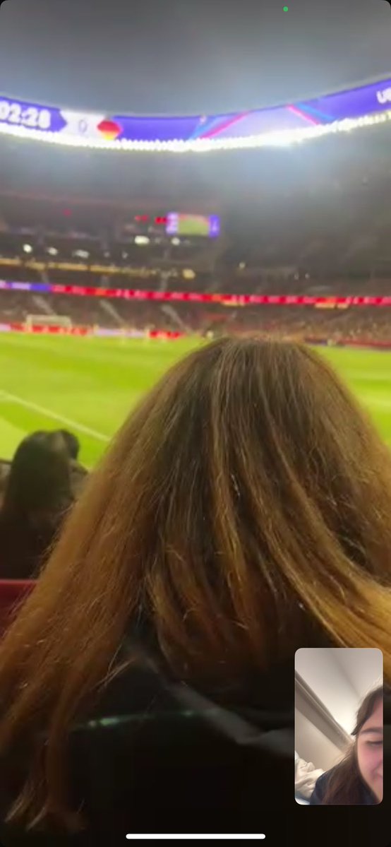 andyymcfc's tweet image. Mum’s at the UWNL Final and I’m incredibly jealous 😩