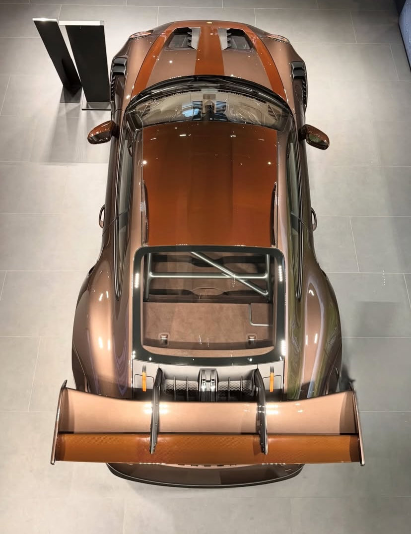 Jordan92338366's tweet image. 992 GT3RS Weissach in PTS Macadamia Metallic &amp;amp; orange carbon. Every conceivable option 🤎🧡