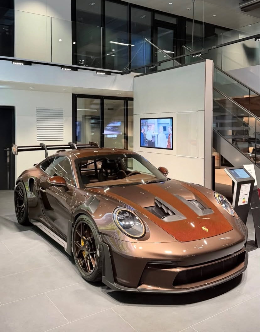 Jordan92338366's tweet image. 992 GT3RS Weissach in PTS Macadamia Metallic &amp;amp; orange carbon. Every conceivable option 🤎🧡
