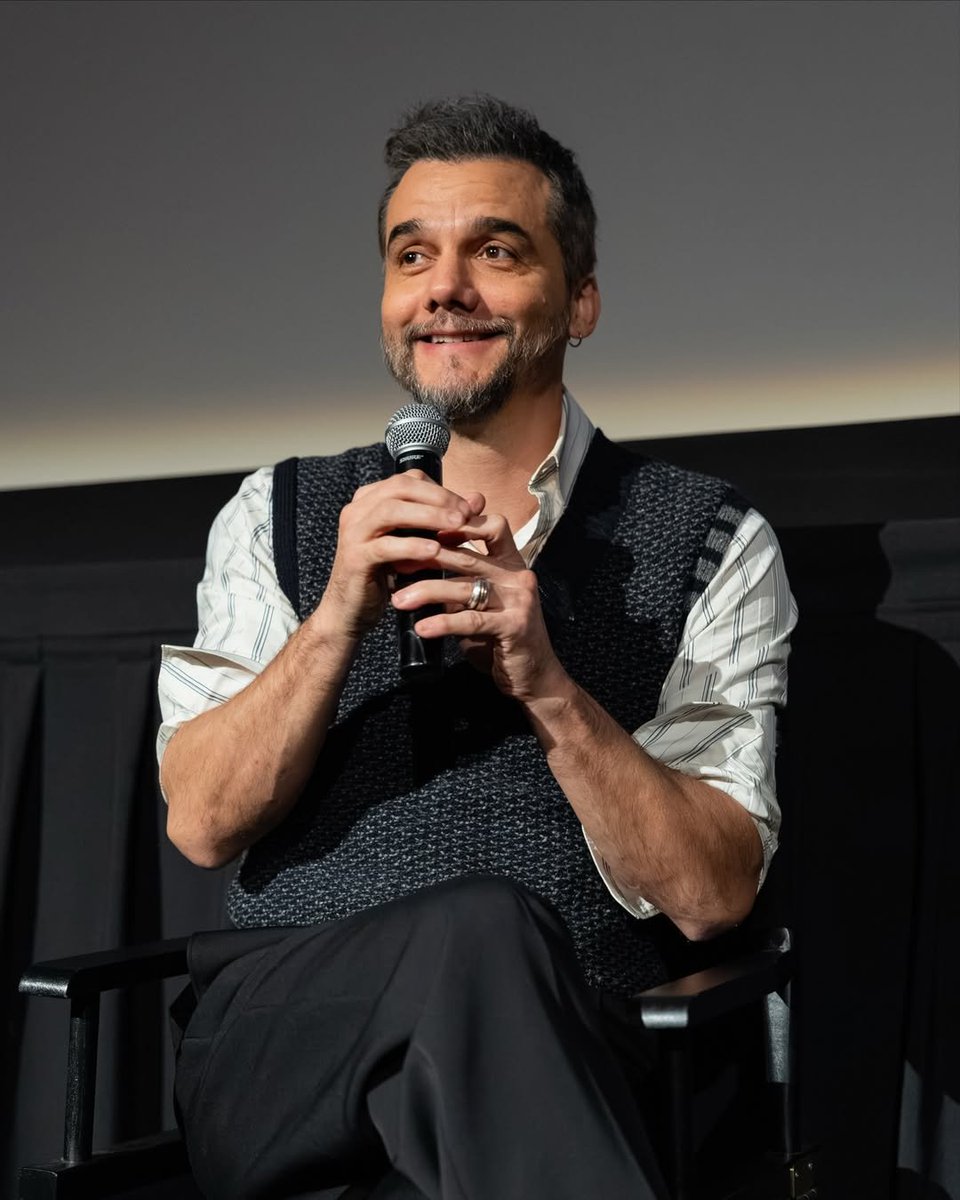 tagrevista_'s tweet image. 🏆 | Wagner Moura se torna o primeiro latino a vencer na categoria de Melhor Ator no New York Film Critics Circle.

Ele venceu pelo ótimo trabalho em 'O Agente Secreto', de Kleber Mendonça Filho 🇧🇷

#NYCC