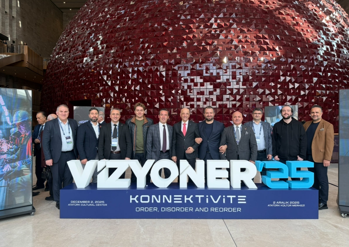 solhan_cetin's tweet photo. MÜSİAD Genel Başkanımız Sayın Burhan Özdemir Beyefendinin ev sahipliğinde Atatürk Kültür Merkezi’nde gerçekleştirdiğimiz MÜSİAD Vizyoner’25 (@MUSIADVizyoner) programımızı büyük bir ilgi ve yüksek bir enerjiyle tamamladık. https://t.co/ZTUGSK9wP6