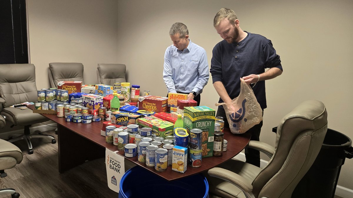 trinsoft's tweet image. This #GivingTuesday, we’re grateful for the chance to give back. 💙

Ahead of Thanksgiving, our team partnered with our sister company, @TrinDocs, to host a food drive supporting two local organizations working hard to fight hunger in our community.