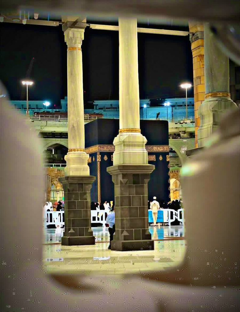 Balaghl's tweet photo. "واشدُدْ يَديـكَ بحَبـلِ اللهِ مُعتَصِمـًا
فإنَّـهُ الرُّكْنُ إنْ خانَتْـكَ أركـانُ" https://t.co/hHmbbBiVjo