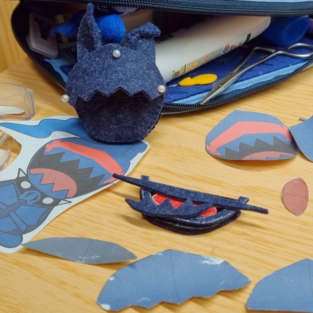 뭔가가 소환되려고 해!