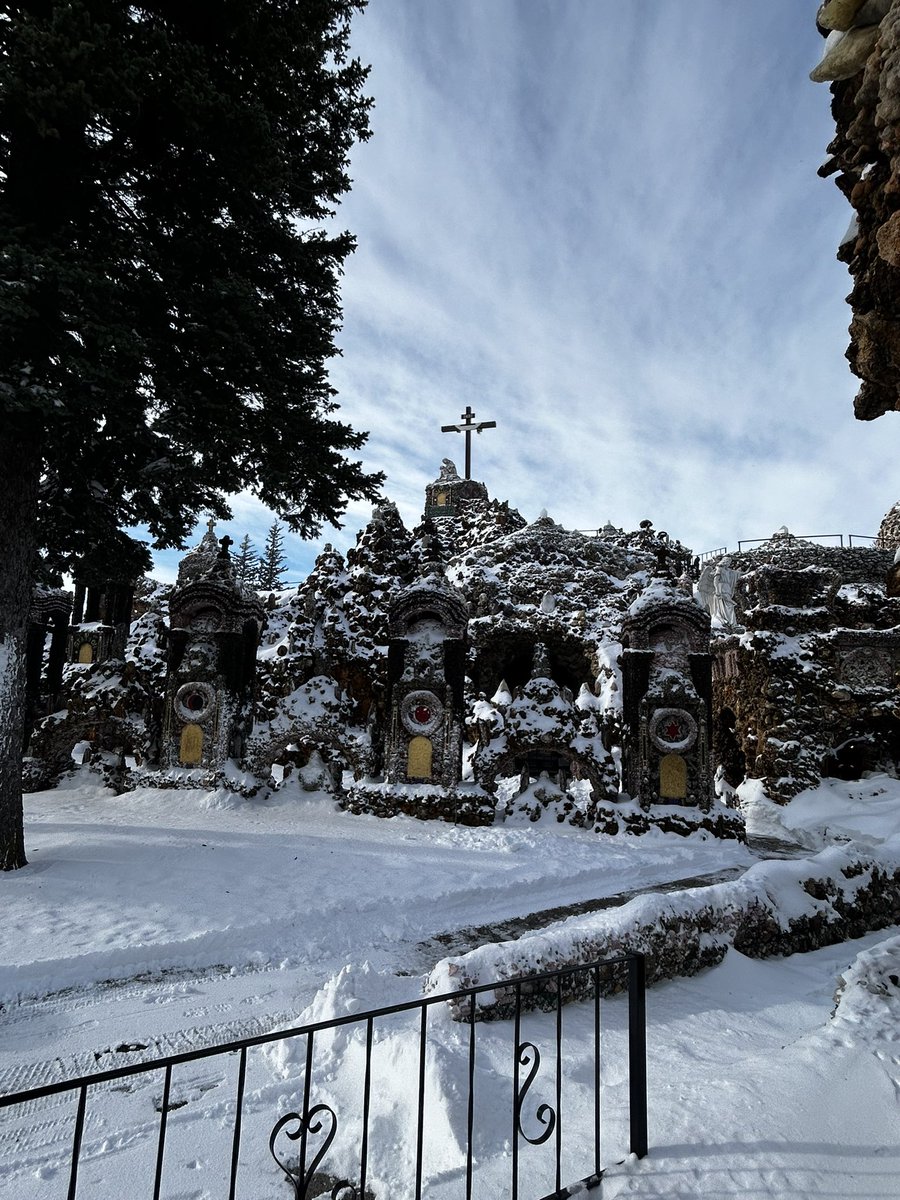 Quick stop at the incredible Grotto of the Redemption while in West Bend