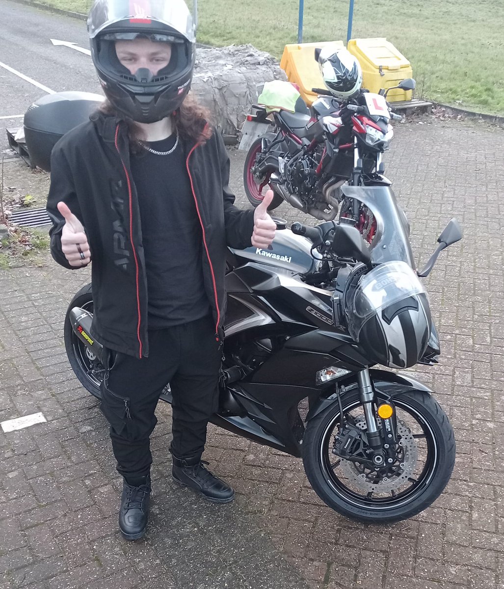 Tip top Tuesday with Adrian getting a clean sheet mod1 pass and there was also Arron, Theo and Rim completing their CBT 👏🏍️🏍️🏍️🏍️