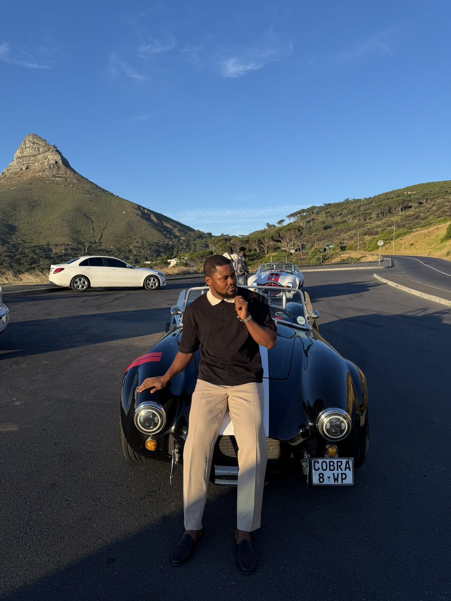 tonysnip3r's tweet image. Growth took me places consistency dreamed about. No noise, just progress.