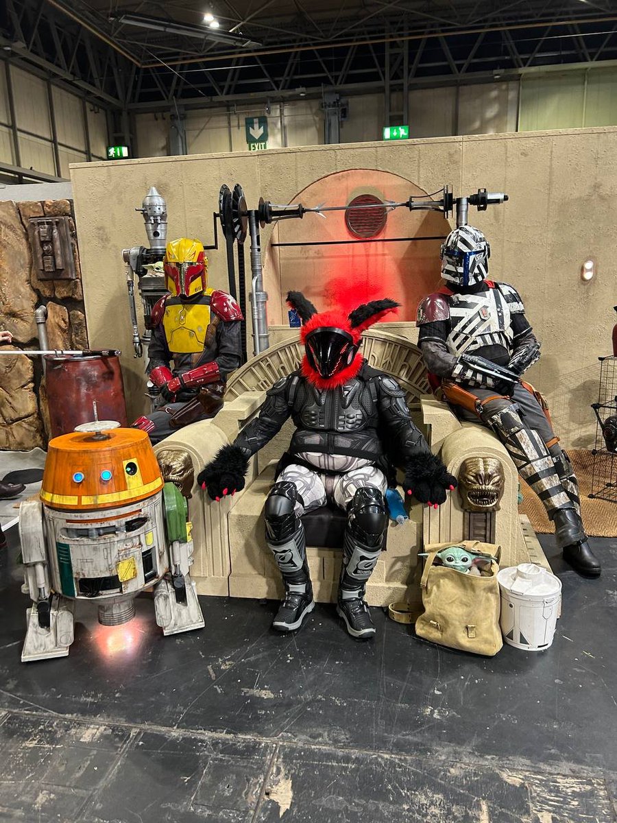 PNebbles's tweet image. Had an Awesome time last weekend with my first comic con #MCMComicCon  in Birmingham, thank you @Spideygordon  for showing me the ropes x