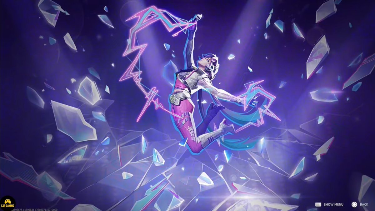 GlitchyXS's tweet image. Luna has 4 legendary skins how delightful she has best skins in the game