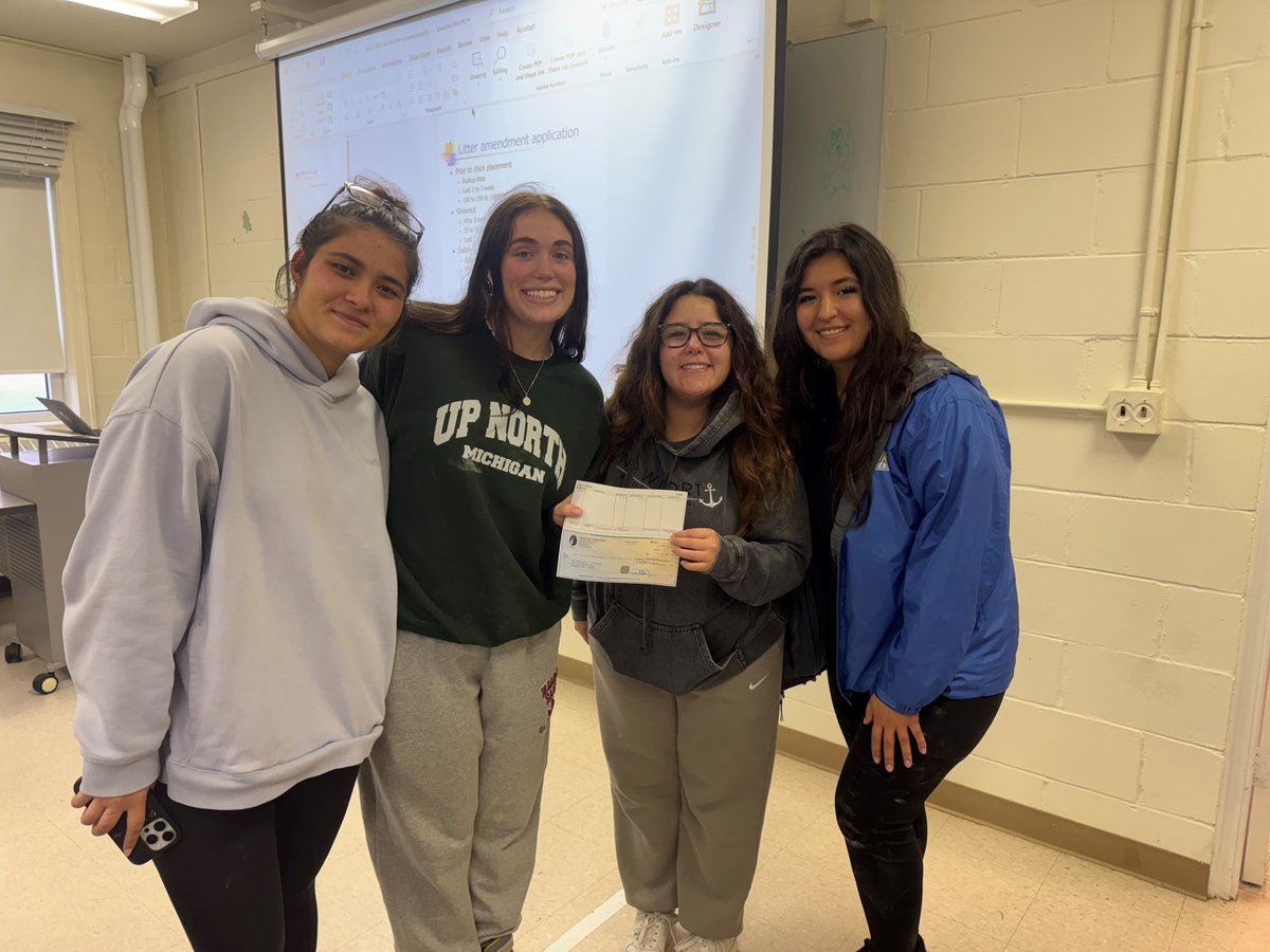 Just awarded the University of Delaware a $6,280 student recruiting grant! 🎉 These funds drive outreach, field days, career seminars &amp; fair exhibits to grow interest in poultry science careers. Grateful to our donors &amp; #IPE partners! #PoultryCareers #AgStudents