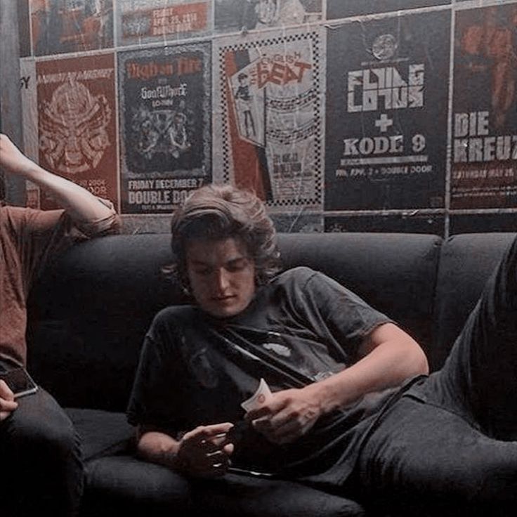 𝕝𝕠𝕧𝕖𝕣'𝕤 𝕣𝕠𝕔𝕜 . tweet media