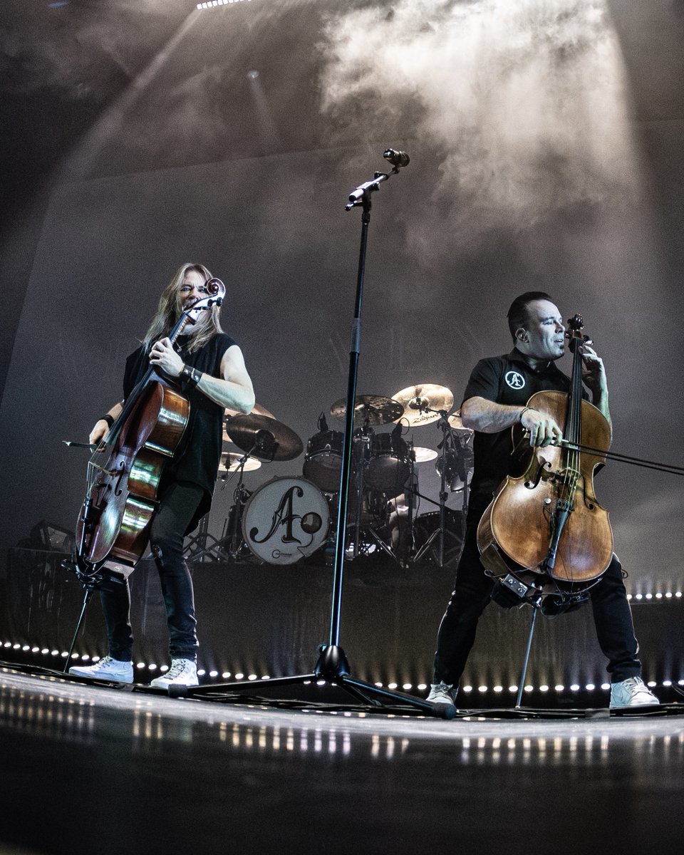 The "Plays Metallica Vol. 2" Tour 2025 is OVER! Thank you, Utrecht, for an incredible last show this year! And thanks to everyone who came to see us live on stage in 2025. Apocalyptica WILL BE BACK!! 🤘🏻

📸: @rikihifi