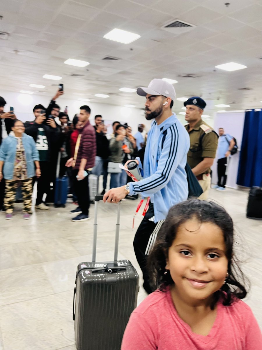 Navneet1707's tweet photo. Indian cricket Team #viratkholi #RAVINDRAJADEJA #arshdeep #ruturaj Ind vs SA #INDvsSA #RaipurODI #ranchiodi https://t.co/qut9IL3S8g
