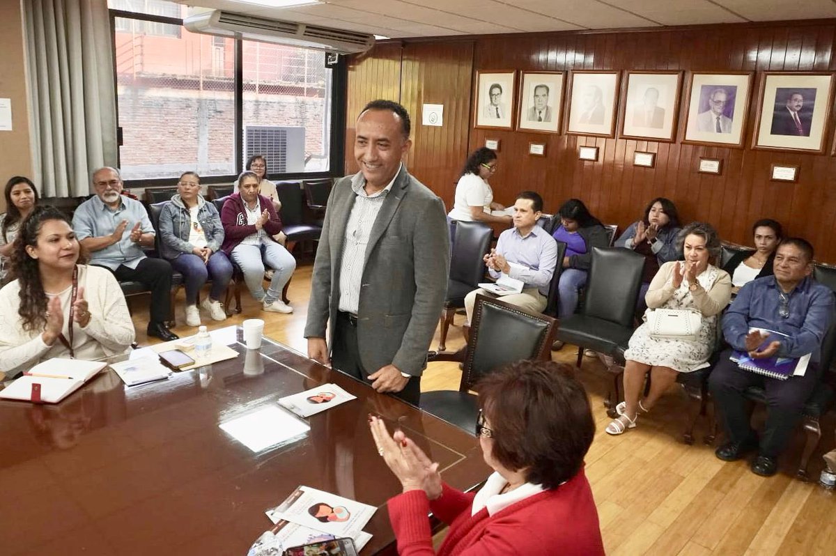 IEBEM_'s tweet photo. Este martes 02 de diciembre, se llevo a cabo un Foro Ejecutivo de la Política Nacional de Educación Inicial #PNEI en la Sala de Directores del #IEBEM, como un espacio orientado a fortalecer el reconocimiento de la Educación Inicial como parte fundamental de la Educación Básica, conforme al artículo 3º Constitucional.