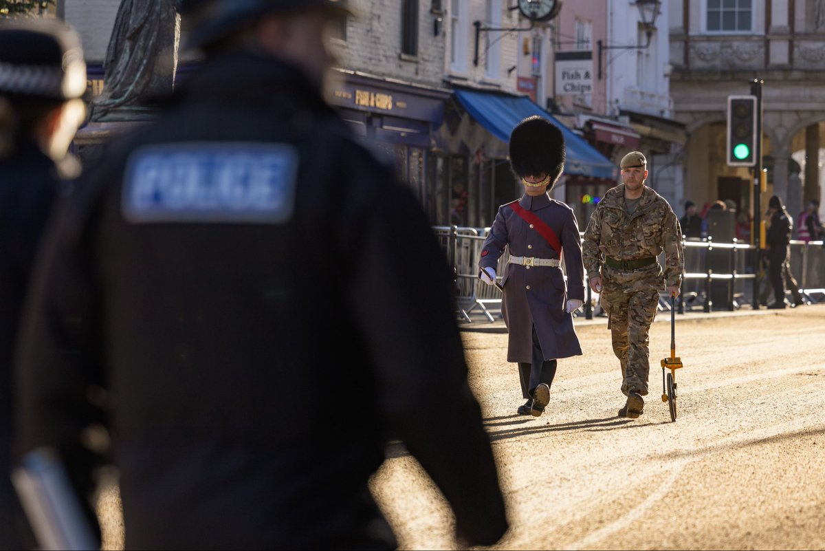 The Army in London tweet media