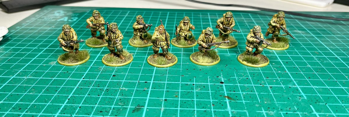 HobbyTourist's tweet photo. I took a while to get the colour scheme I wanted to use sorted but the new D-Day box set for 3rd edition is great. More to come.. #boltaction #wargaming #usairborne @WarlordGames https://t.co/AN48EFUqQ4