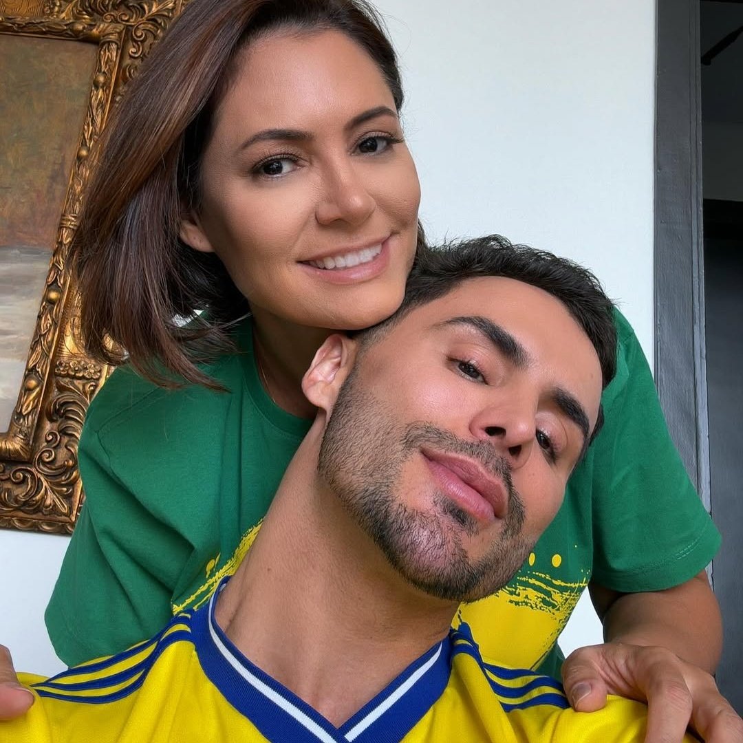 gasparbrazilian's tweet photo. Fato irrefutável:

Ciro Gomes é MAIS CONSERVADOR que Michelle Bolsonaro https://t.co/u9YXudbB1m