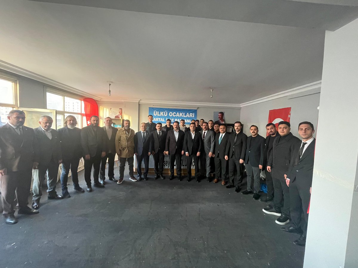 Ülkü Ocakları Kartal İlçe Başkanlığı’na Furkan Bozkurt atanmıştır.
Geçmiş dönemlerde ocak başkanlığı yapan ülküdaşlarımıza teşekkür ediyoruz.
Hayırlı uğurlu olsun.

Var Olsun Ülkü Ocakları 🇹🇷🇹🇷🇹🇷