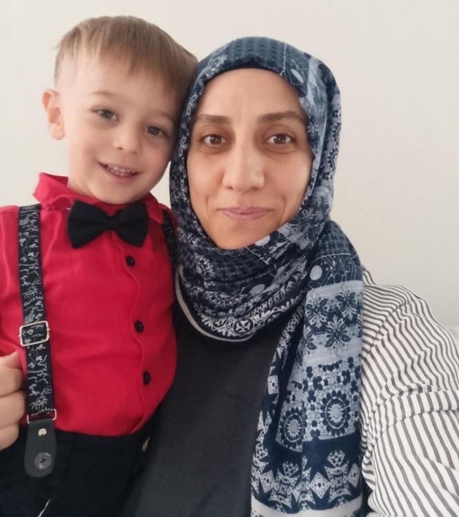 Tutsak Bebekler tweet media