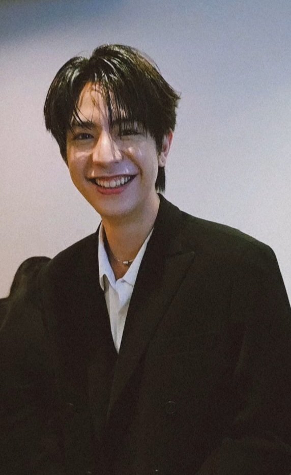 Good night Seatalay 🦦💤
♡ #sea_ta_lay | <a href="/sea_ta_lay/">ผมเจโรมสุดหล่อ ไอจิณณ์อย่าดิ 🏎️</a> 

– ฝันดีนะครับสุดหล่อ 💤 วันนี้ได้ไปออกงานที่เป็นทางการสุดๆ เป็นยังไงบ้างครับ หวังว่าจะสนุกและมีแต่เรื่องดีๆน้าาา มาส่งเข้านอนดึกแต่ไม่ลืมแน่นอน คืนนี้น้องเองก็อย่านอนดึกมากนะครับ วันนี้เก่งมาก! รักน้า 😉🫶🏻✨️

#GNพี่ซีคนเท่