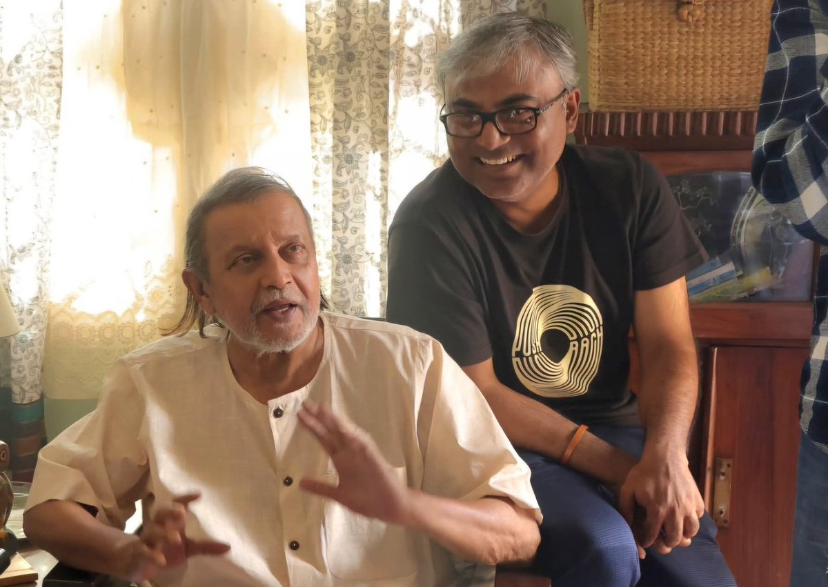 CineBuff2003's tweet image. Screenplay &amp;amp; Dialogue Writer #SubhadeipDas with Team #Projapoti2
.
#Christmas2025