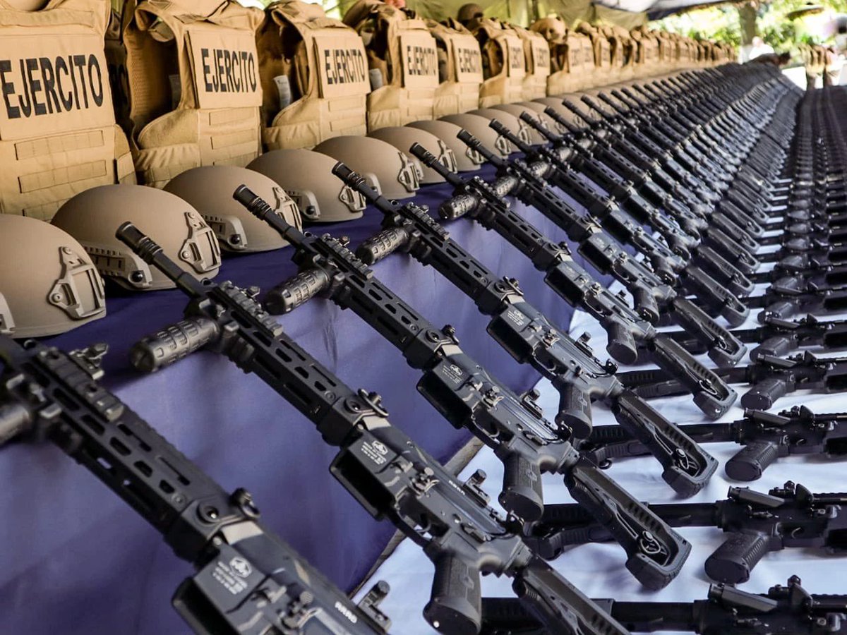 #ElSalvador 

El Salvador disparó compra de armas en 2022: importó $15.8 millones en el año del régimen de excepción liberalsv.com/el-salvador-di…