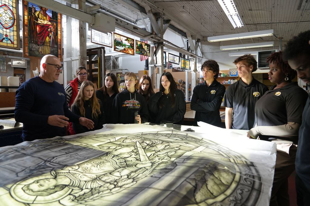 DLSislanders's tweet image. Today our students visited Gaytee Stained Glass in Northeast Minneapolis — one of Minnesota’s oldest and few remaining stained glass studios — for a behind-the-scenes tour before beginning a special new project for the school.