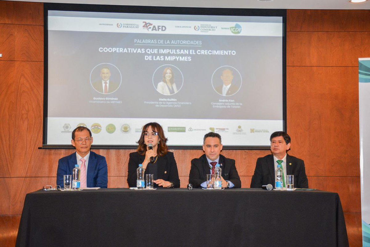afd_py's tweet image. COOPEMYPES ya está en marcha con 12 cooperativas pioneras en todo el país.
El programa integra financiamiento y apoyo técnico para ofrecer mejores condiciones a las MIPYMES.

Gracias al trabajo conjunto entre la AFD, el MIC y la Cooperación de Taiwán, hoy podemos llegar a más…
