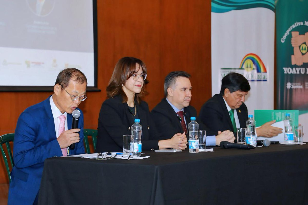 afd_py's tweet image. COOPEMYPES ya está en marcha con 12 cooperativas pioneras en todo el país.
El programa integra financiamiento y apoyo técnico para ofrecer mejores condiciones a las MIPYMES.

Gracias al trabajo conjunto entre la AFD, el MIC y la Cooperación de Taiwán, hoy podemos llegar a más…