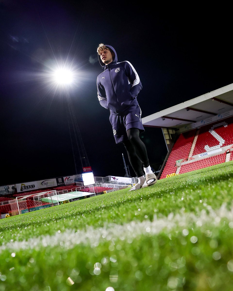 theposh's tweet image. 📷 Checking in.

#pufc