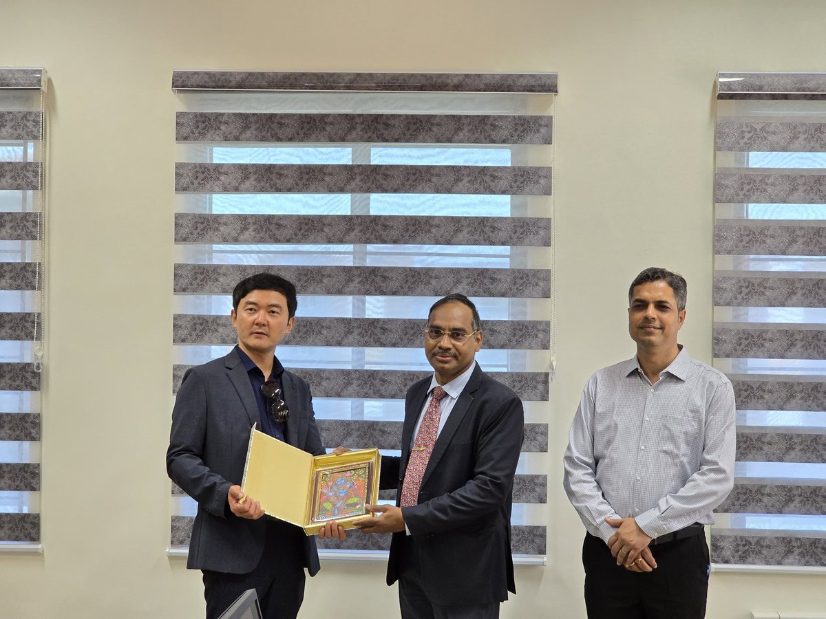 Korean Embassy India tweet media